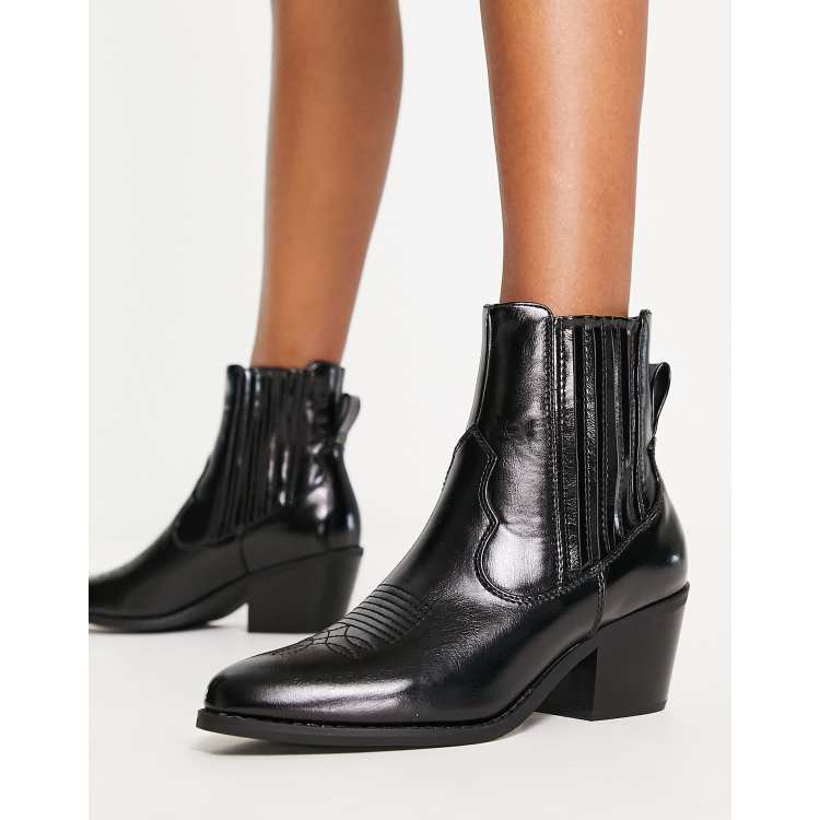 ONLY heeled western ankle boots in black