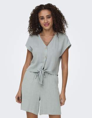 Hemdbluse in kräftigem Flechtengrün Grün 36