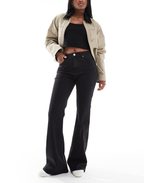 ONLY – Henni – Svarta, tvättade, utsvängda jeans i retrostil med hög midja - view 1