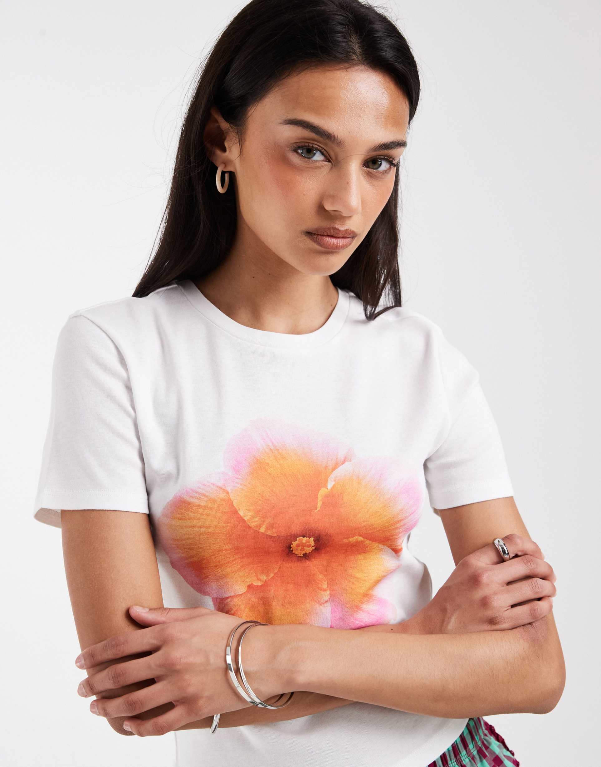 only hibiscus flower print t-shirt in white