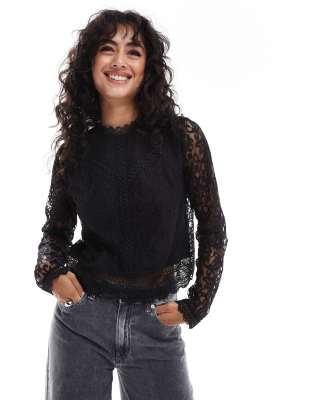 only high neck lace top in black