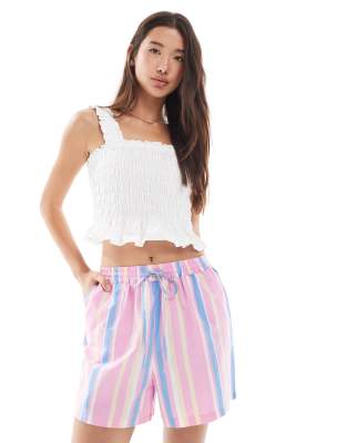 Only High Rise Shorts In Pink