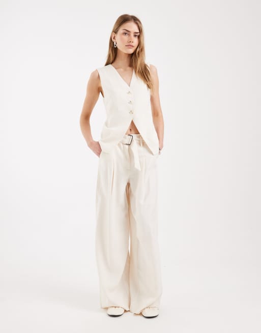 ONLY tailored waistcoat and wide leg pants set in cream, 2 of 3
