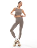 [ONLY] ONLY high waisted seamless leggings in mushroom (part of a set)-Neutral M-L Mushroom