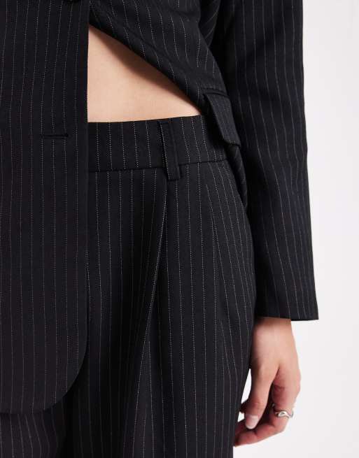 ONLY high waisted wide leg trousers co-ord in black pinstripes, 3 of 5