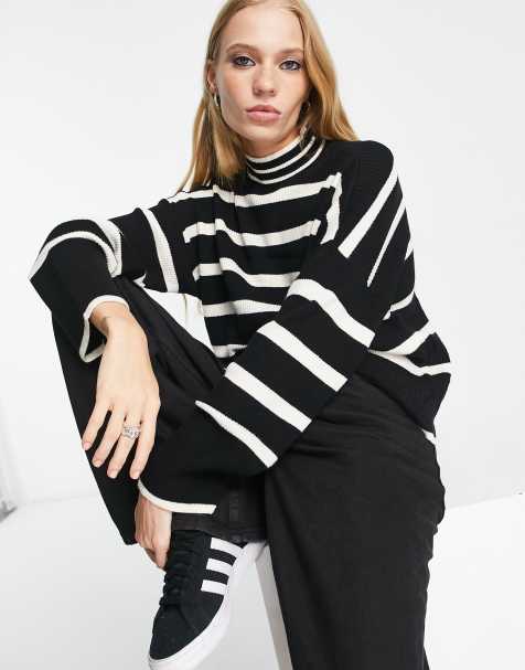 Only – Hochgeschlossener Pullover in Schwarz und Weiß gestreift - view 1