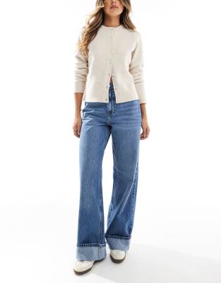 ONLY - Hope - Jeans in Mittelblau mit hohem Bund, weitem Bein und Umschlag