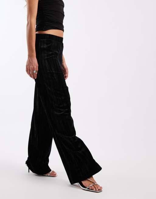 ONLY – Hose zum Überziehen aus Samt in Schwarz mit weitem Bein, 5 von 5