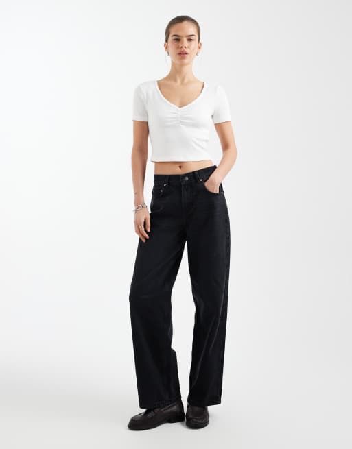 ONLY - Hvid ribstrikket cropped T-shirt med V-hals og rynkedetaljer, 4 af 4