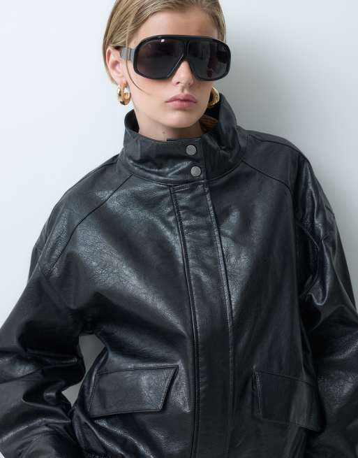 ONLY imitatieleren oversized bomberjack in zwart, 3 van 5