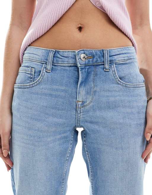 ONLY Jane mid waist straight leg jeans in light blue, 4 of 5