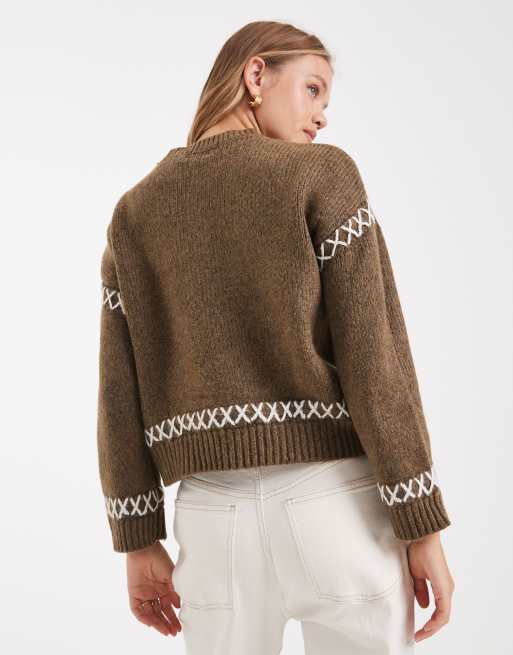 ONLY – Jasnobrązowy sweter z okrągłym dekoltem i kontrastowymi detalami, 4 z 4