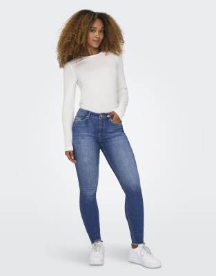 ONLY - Jeans mit engem Schnitt in Denim-Mittelblau