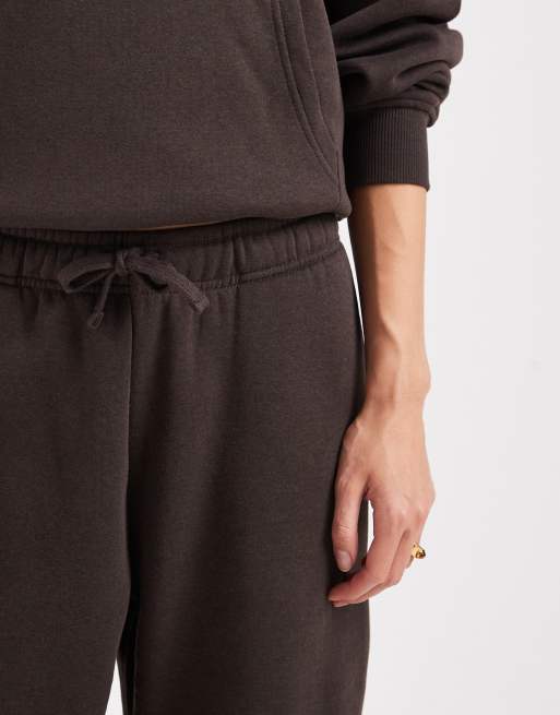 ONLY jersey cuffed jogger co-ord in brown