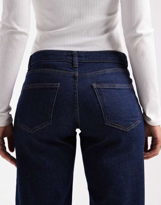 ONLY – Judy – Jeans in dunkelblauer Rinse-Waschung mit weitem Bein und niedrigem Bund, 4 von 5