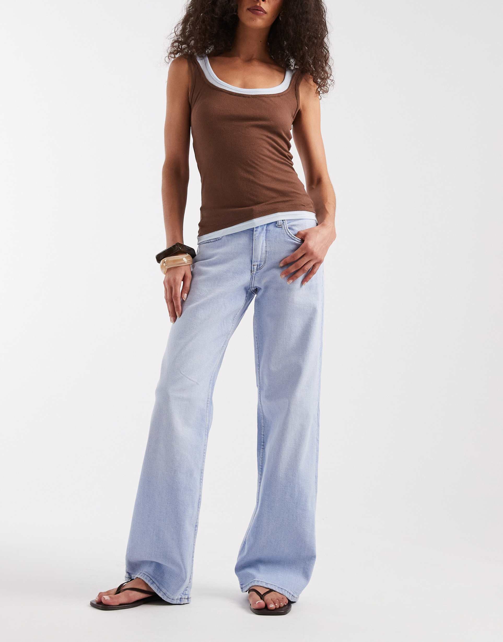 only judy low rise wide leg jeans in bright blue denim