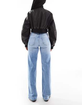 ONLY Judy low rise wide leg jeans in light blue wash | ASOS