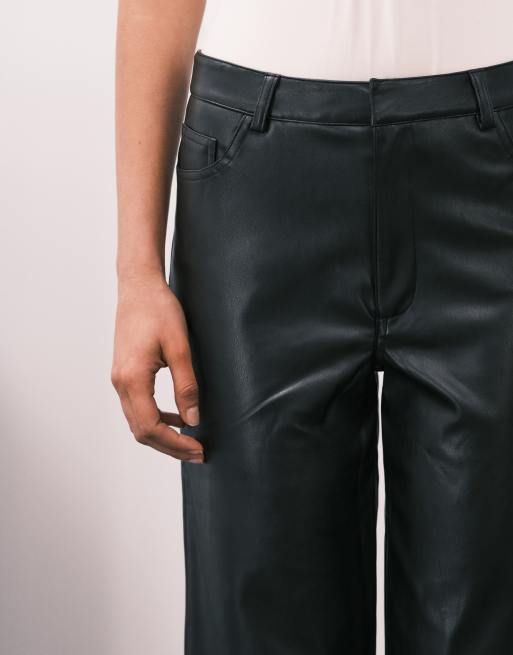 ONLY – Juicy – Svarta byxor i läderimitation med vida ben , 3 av 5