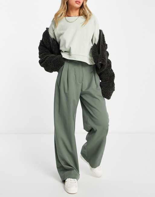 Only – Kakifärgade raka byxor - KHAKI