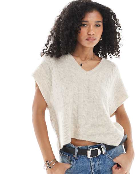 ONLY – Kastiges Strick-Trägertop in hellem Beige mit Zopfmuster - view 1