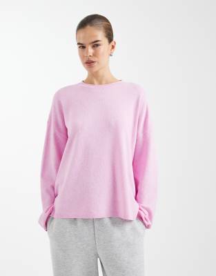 ONLY - Kastiges Strickoberteil in Rosa mit Rundhalsausschnitt