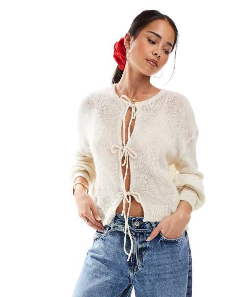 Only – Kremowy dzianinowy kardigan z wiązaniem - view 1