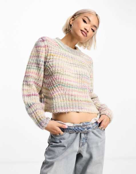 ONLY – Kurz geschnittener Pullover mit mehrfarbigen Pastell-Streifen - view 1