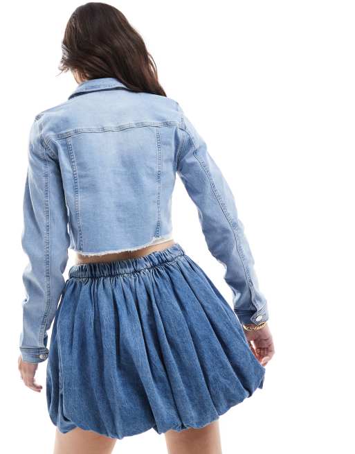 ONLY – Kurze Jeansjacke in hellblauer Waschung , 2 von 4