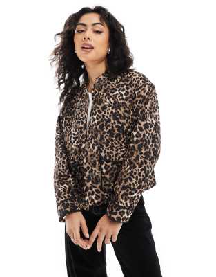 ONLY - Kurze Steppjacke mit Leopardenmuster-Braun