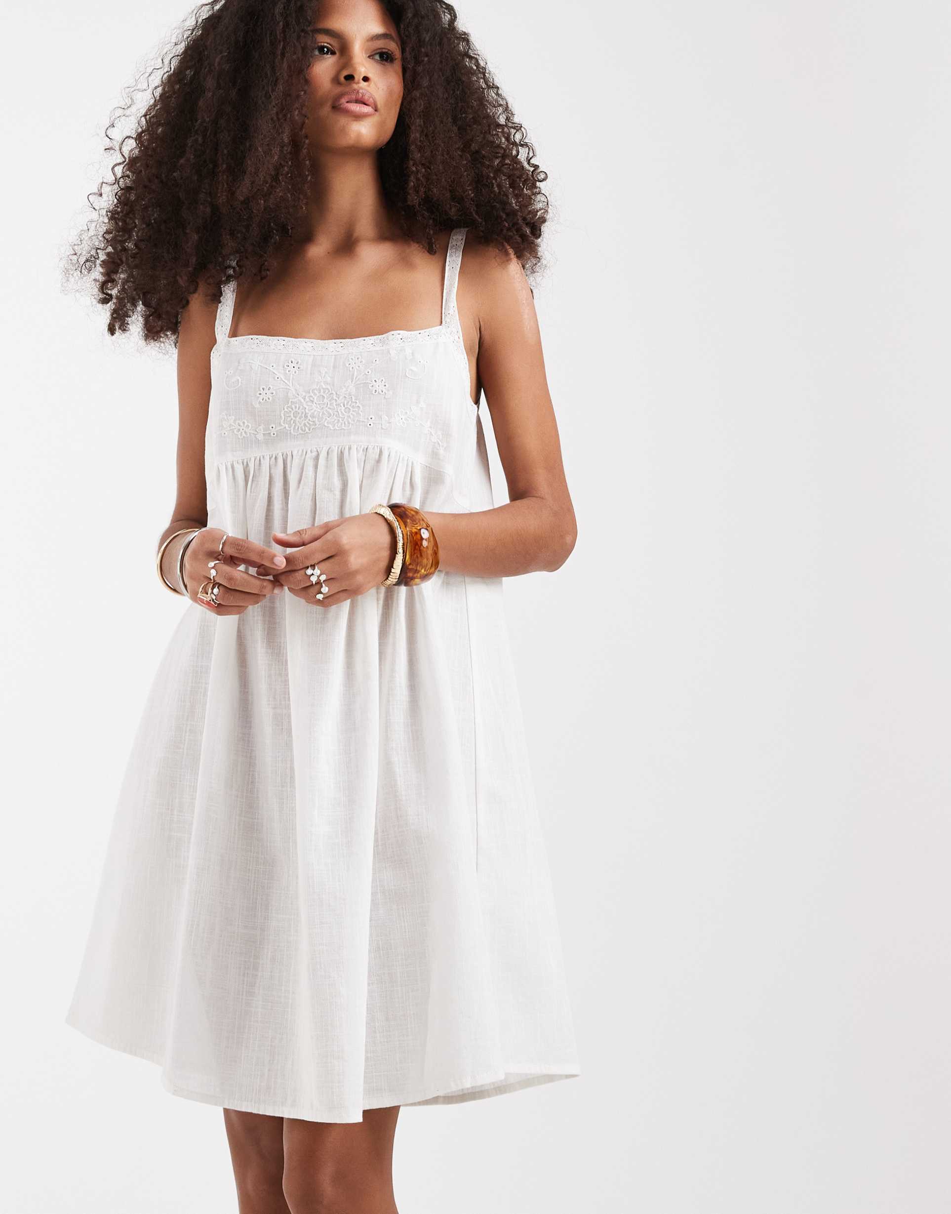 only lace detail mini dress in white