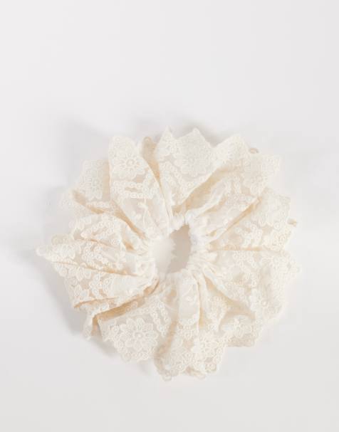 ONLY lace scrunchie in white - view 1