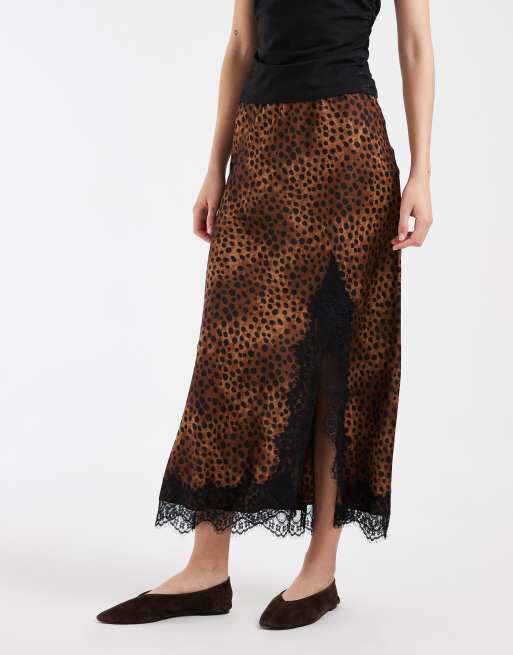 ONLY lace trim split maxi skirt in animal print, 2 of 5