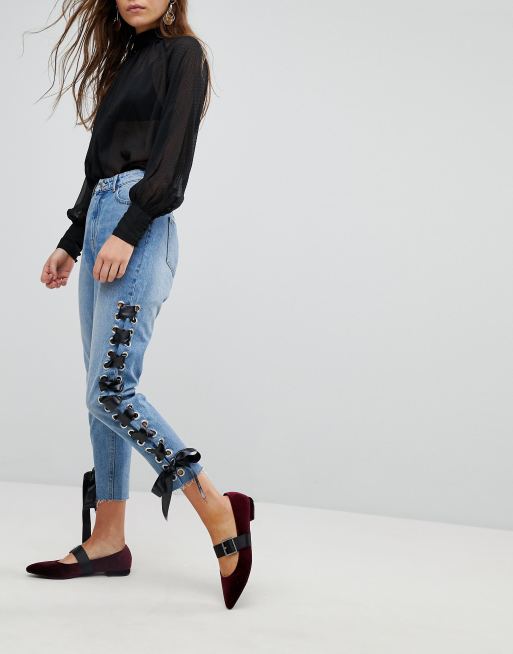 Cut up hot sale boyfriend jeans