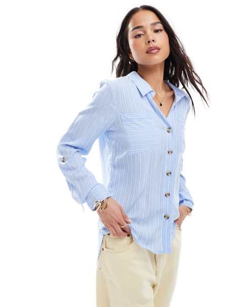 ONLY – Langärmlige Hemdbluse in gestreiftem Blau - view 1