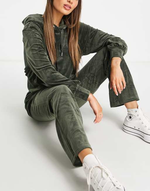Only - Laya - Flare-joggingbroek van velours in groen