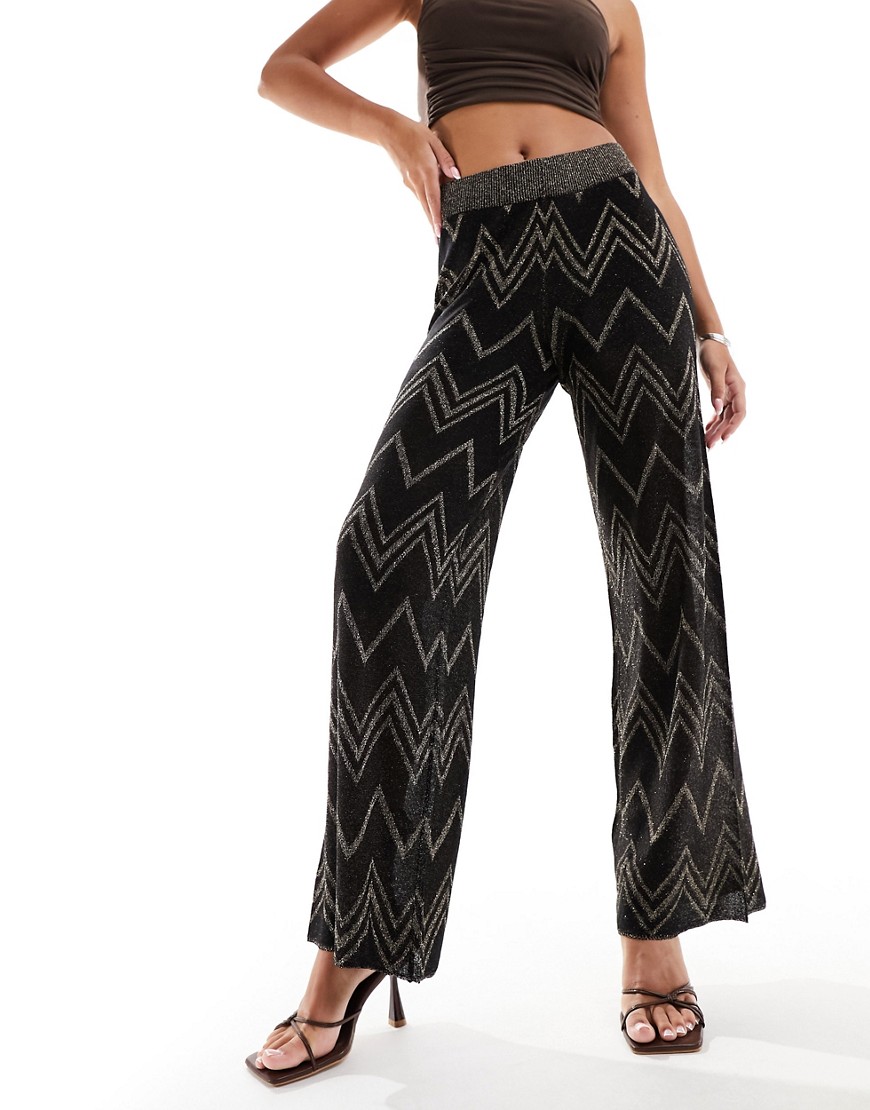 ONLY lightweight chevron trouser co-ord in black and gold glitter