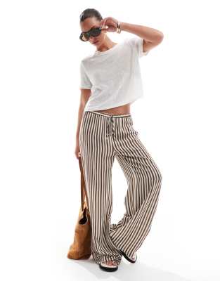 ONLY LIGHTWEIGHT OPEN KNIT T-SHIRT 