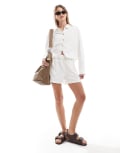 [ONLY] ONLY linen pull on shorts with contrast stitch in white (part of a set) 16 WHITE