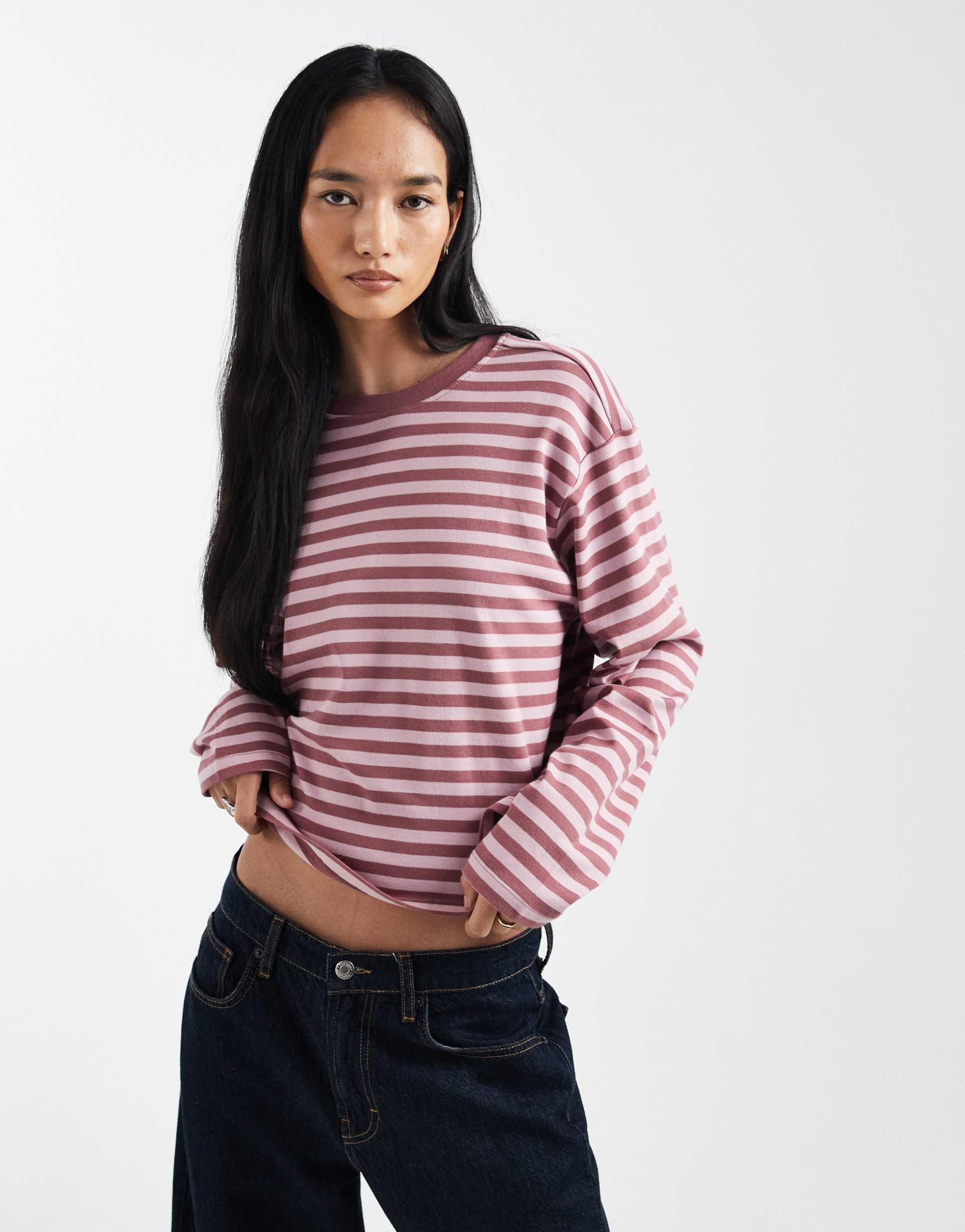 only long sleeve boxy top in dark pink stripes
