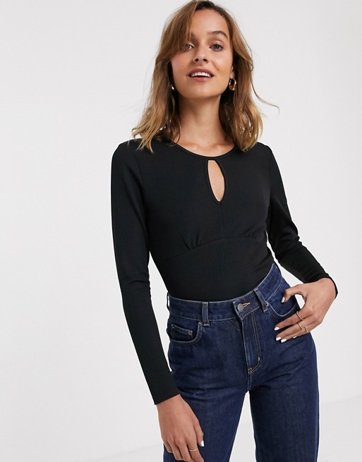 Only long sleeve key hole rib top in black