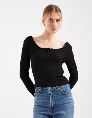 ONLY long sleeve ribbed scoop neck top in black