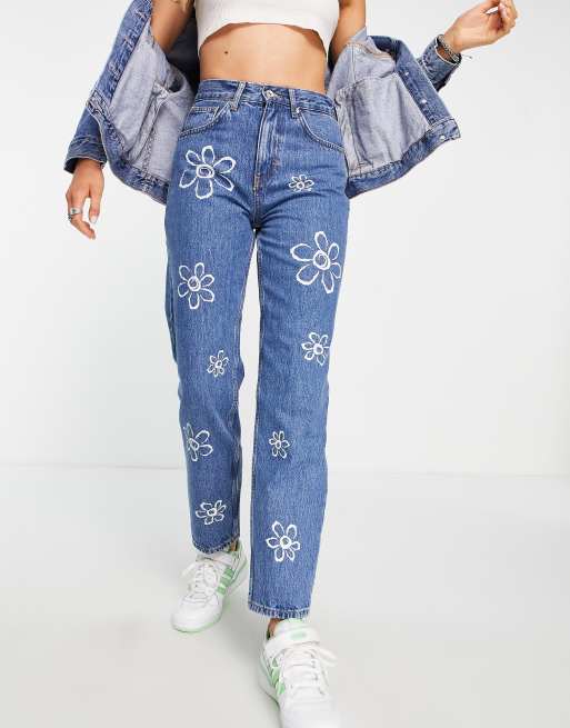 At øge hed Æble Only - Lyseblå højtaljede jeans med lige ben og blomsterprint | ASOS