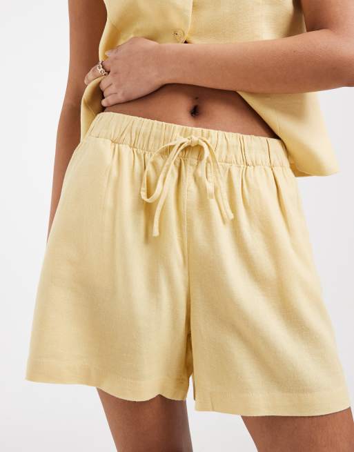 ONLY - Lysegule shorts i hørblanding - Del af sæt , 4 af 5