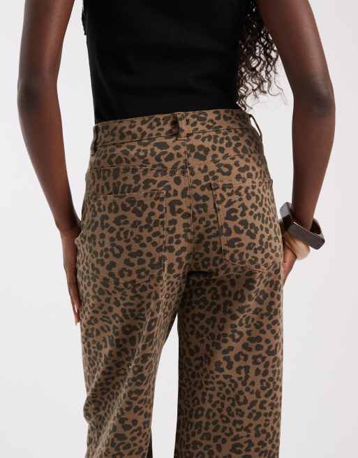ONLY Madison vida jeans med brun djurmönstrad print, 5 av 5