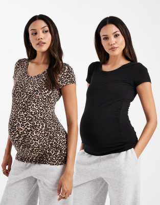 ONLY Maternity - 2er-Pack T-Shirts in Schwarz und mit Animal-Print und Rundhalsausschnitt, Umstandsmode