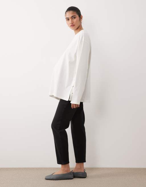 Only Maternity – Czarne jeansy mom fit z podwyższonym stanem i efektem sprania, 3 z 5