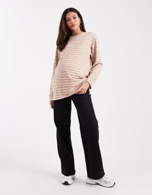 ONLY Maternity - Jeans in verwaschenem Schwarz mit hohem Bund und weitem Schnitt