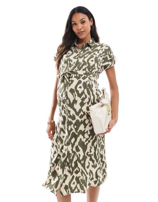 ONLY Maternity – Kurzärmliges Umstands-Hemdblusenkleid mit abstraktem Print, 3 von 4