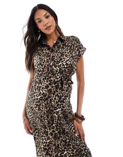 ONLY Maternity short sleeve shirt dress in animal print, 2 of 4