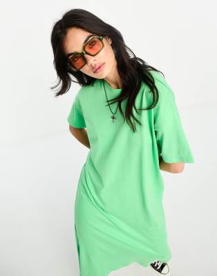 Only - Maxi-T-Shirt-Kleid in leuchtendem Grün in Oversize-Passform